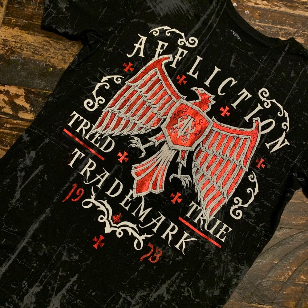 🎄NWT Affliction short sleeve t shirt Large🎄